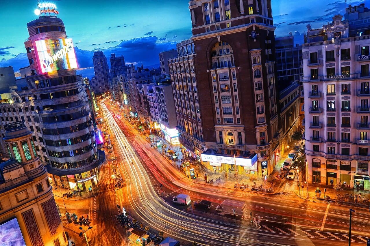 Offre Culturelle et de Loisirs au Cœur de Madrid : Rue San Bernardo